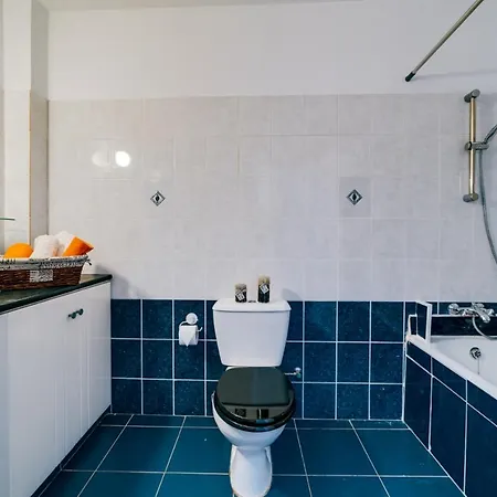 Apartamento Apartment Tatiana *